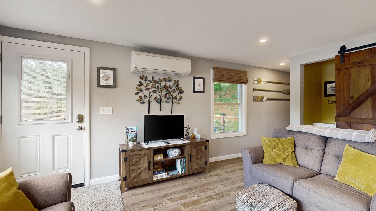 Photo of Livingroom in Castleton