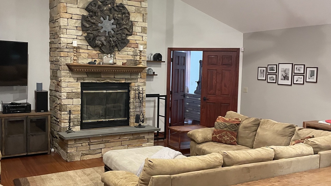 Photo of Livingroom in Mahopac