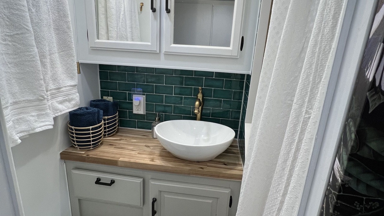 Photo of Bathroom in Southeast Eugene