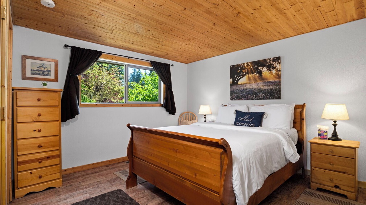 Photo of Bedroom in Sudden Valley