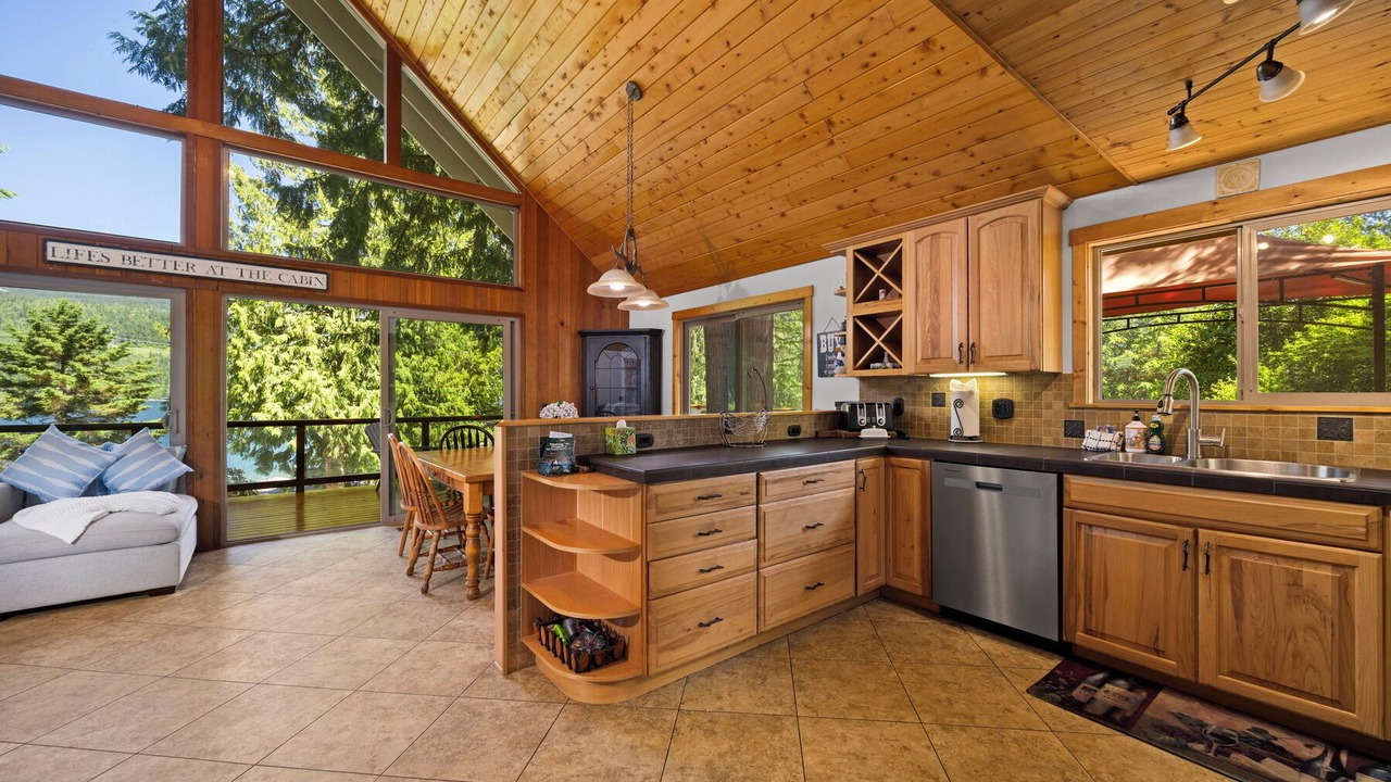 Photo of Others in Sudden Valley