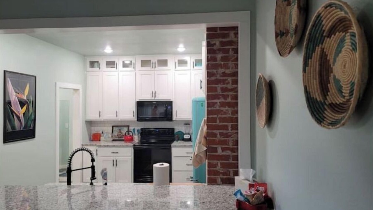 Photo of Kitchen in Slaton