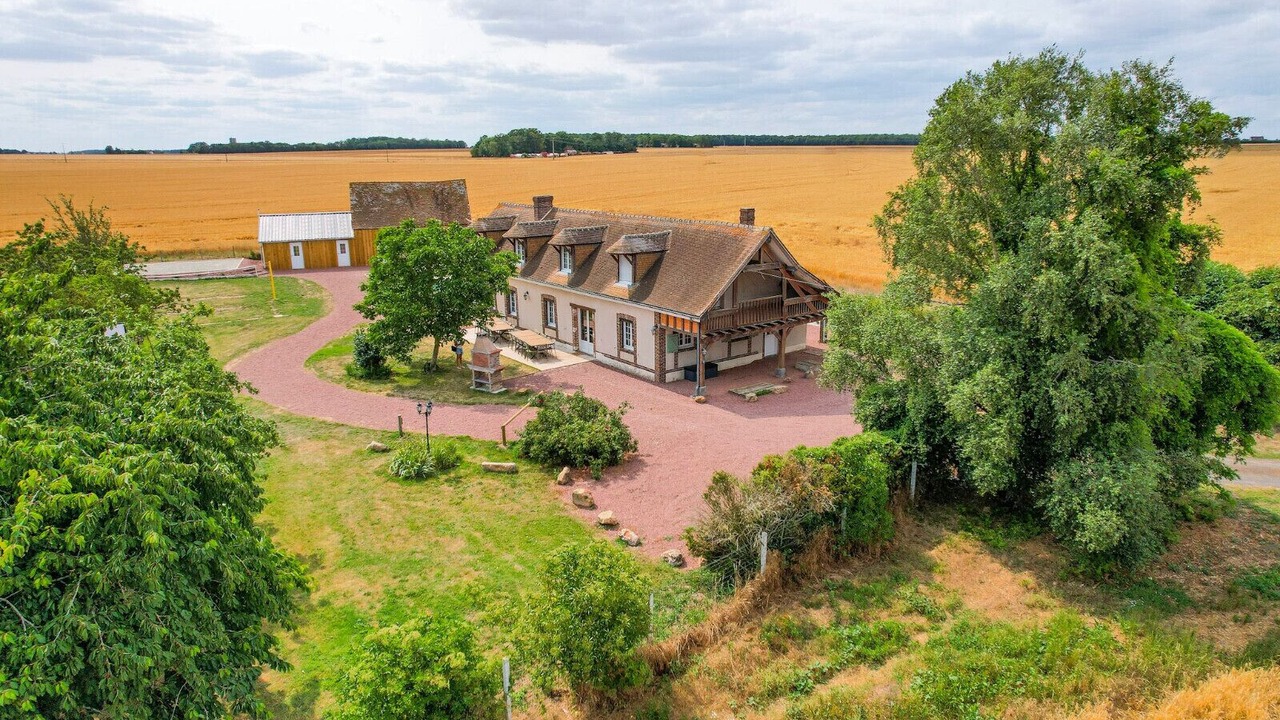 Photo of Outdoor in Fessanvilliers-Mattanvilliers