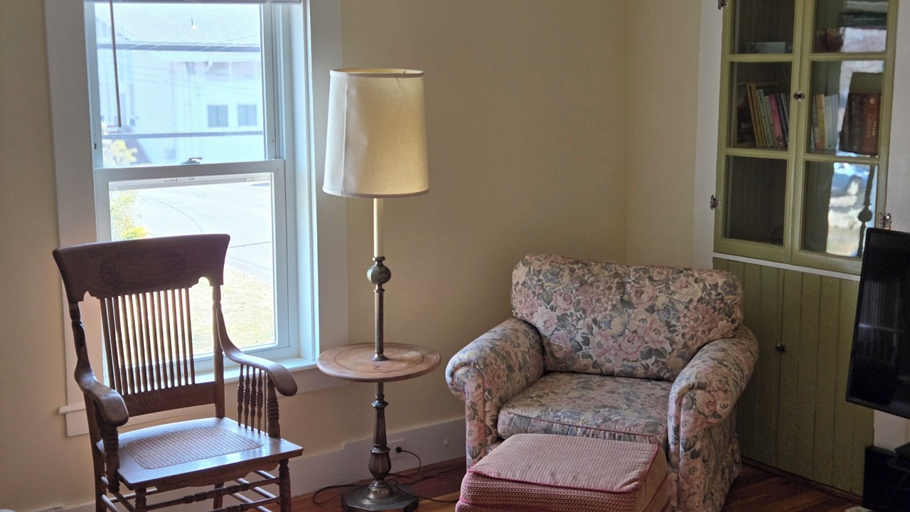 Photo of Livingroom in Northampton
