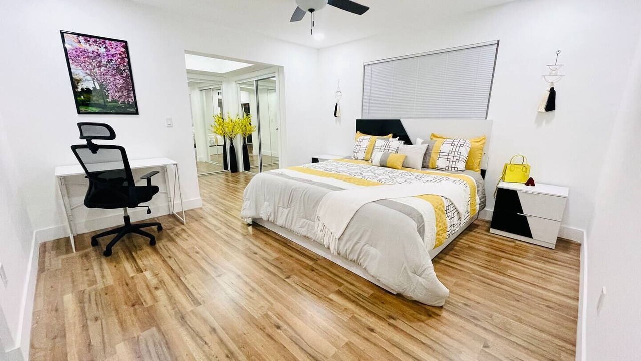 Photo of Bedroom in Miramar