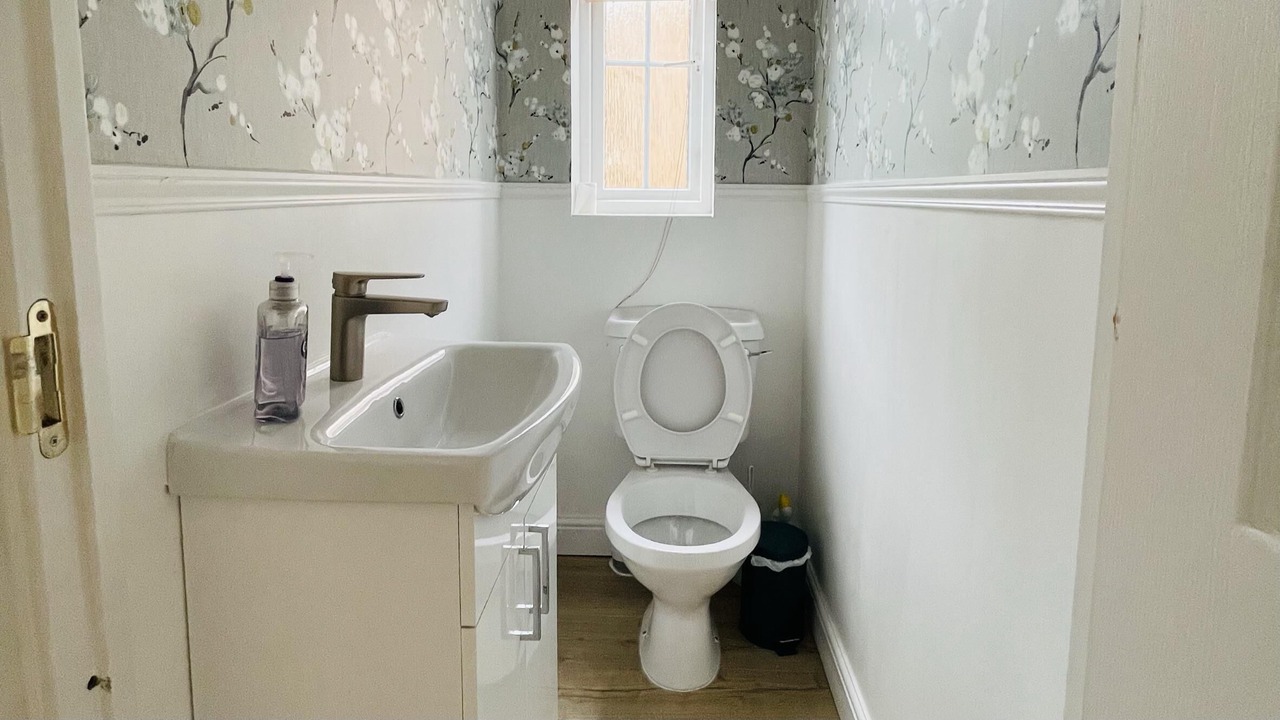 Photo of Others in Weston by Wellend