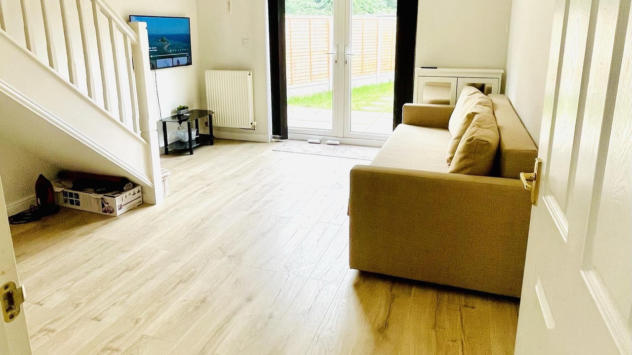 Photo of Others in Weston by Wellend