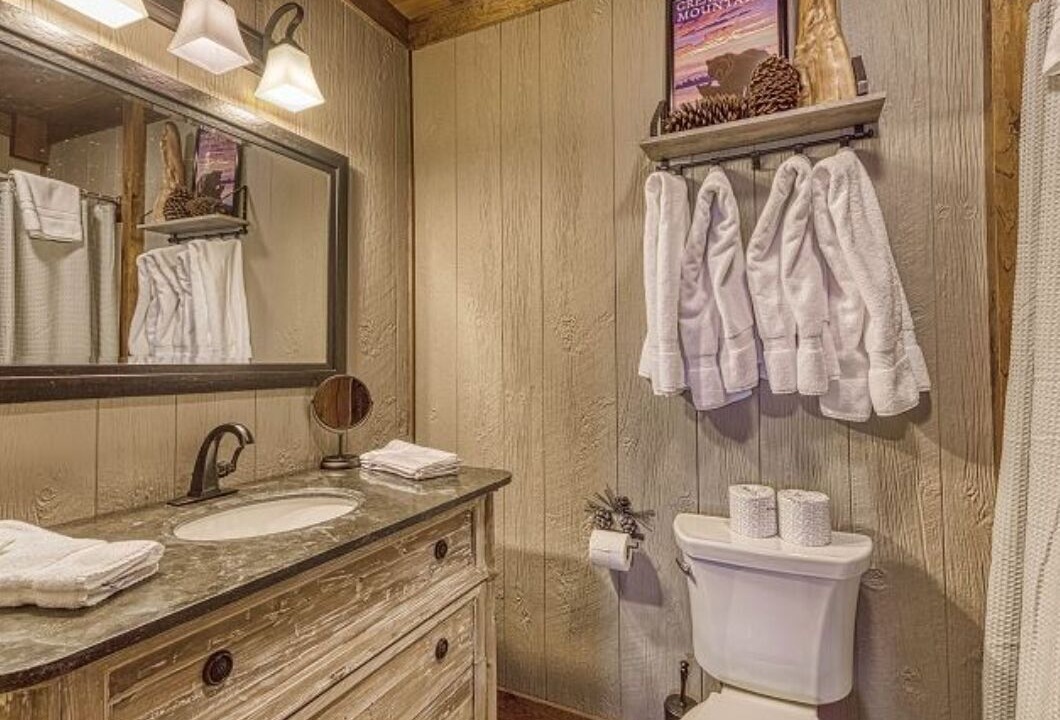 Photo of Bathroom in Chalet Village North