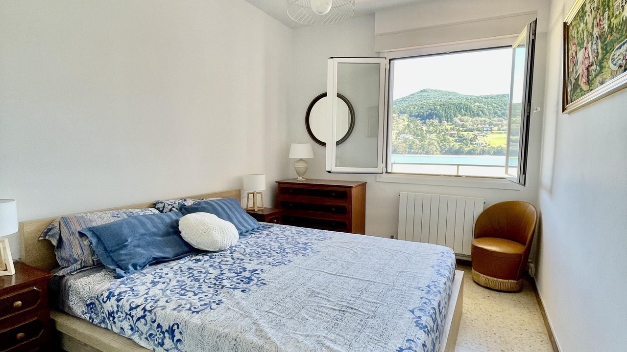 Photo of Bedroom in Sukarrieta
