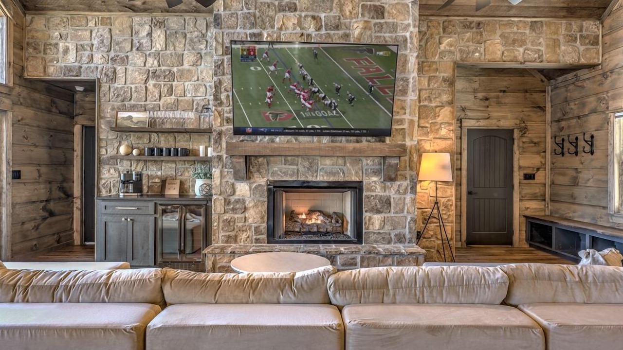 Photo of Livingroom in Mineral Bluff