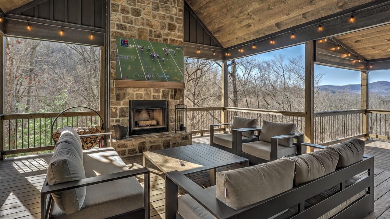 Photo of Outdoor in Mineral Bluff