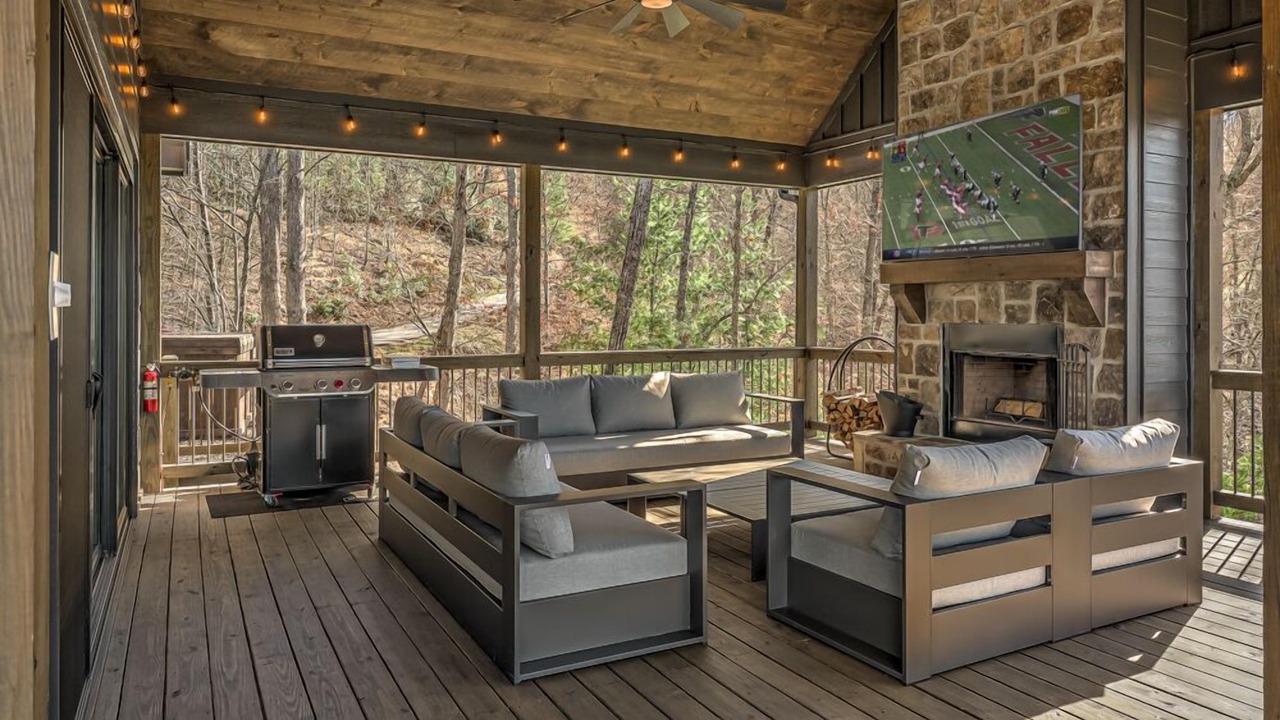 Photo of Patio Balcony in Mineral Bluff