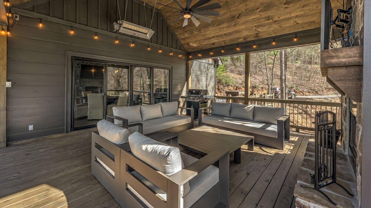 Photo of Patio Balcony in Mineral Bluff