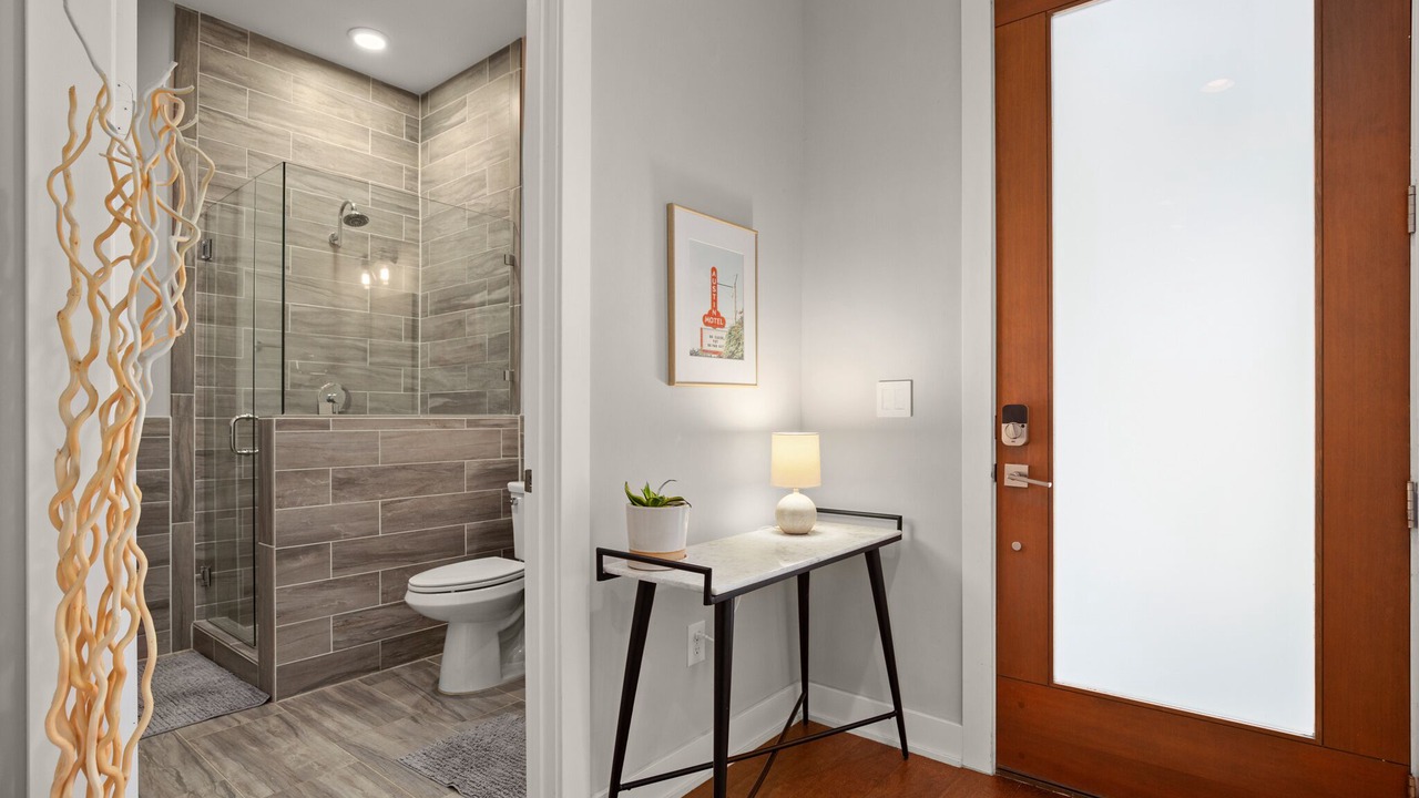 Photo of Bathroom in Holly