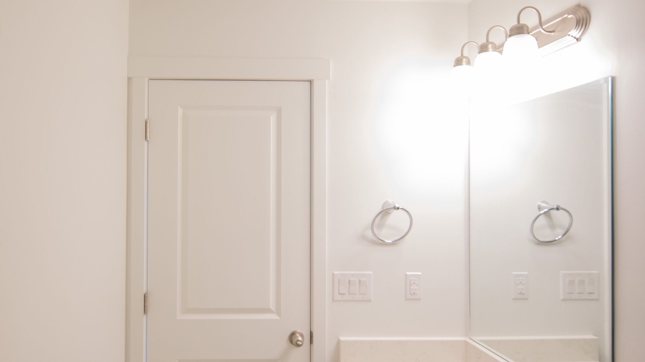 Photo of Bathroom in Daybreak