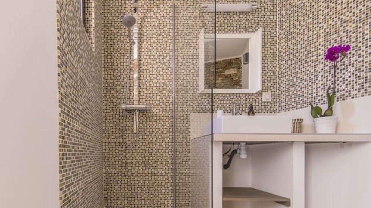 Photo of Bathroom in Callas