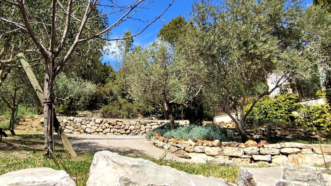 Photo of Outdoor in Callas