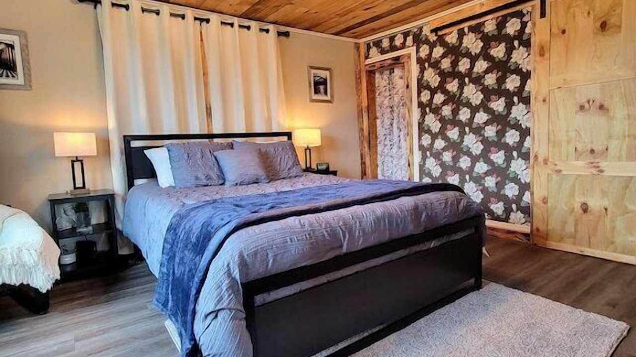 Photo of Bedroom in Gassville