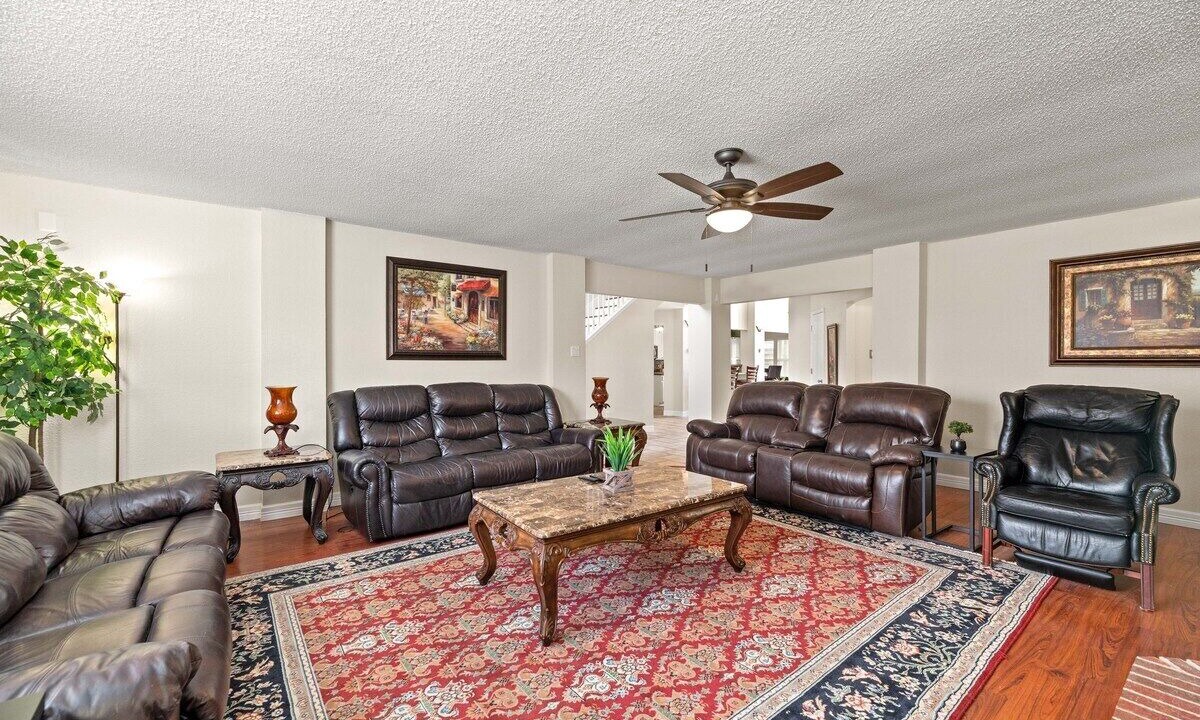 Photo of Livingroom in Allen