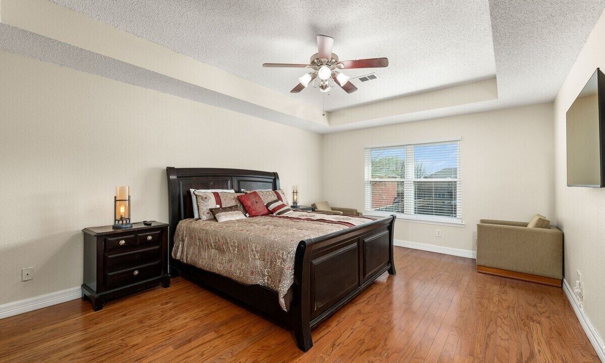Photo of Bedroom in Allen