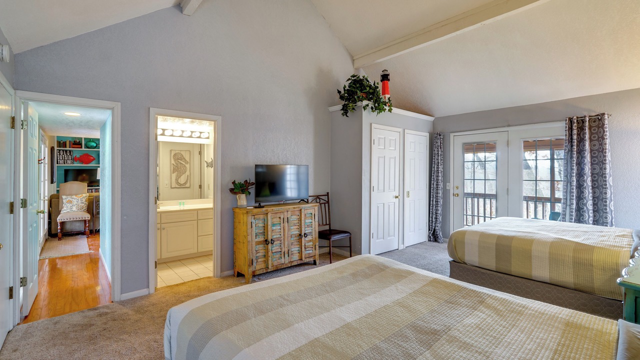 Photo of Bedroom in Osage Beach