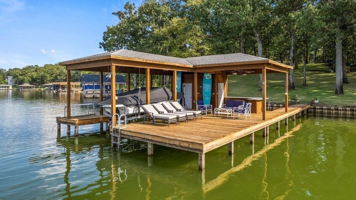 Photo of Outdoor in Dogwood