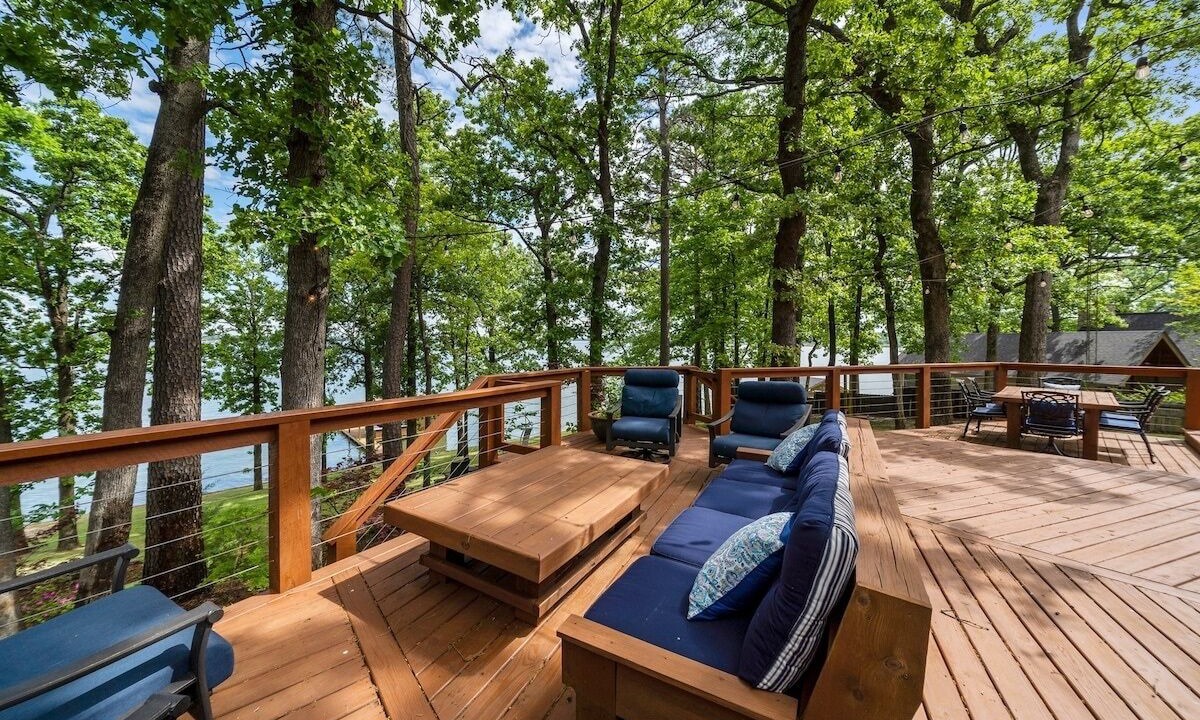 Photo of Outdoor in Dogwood