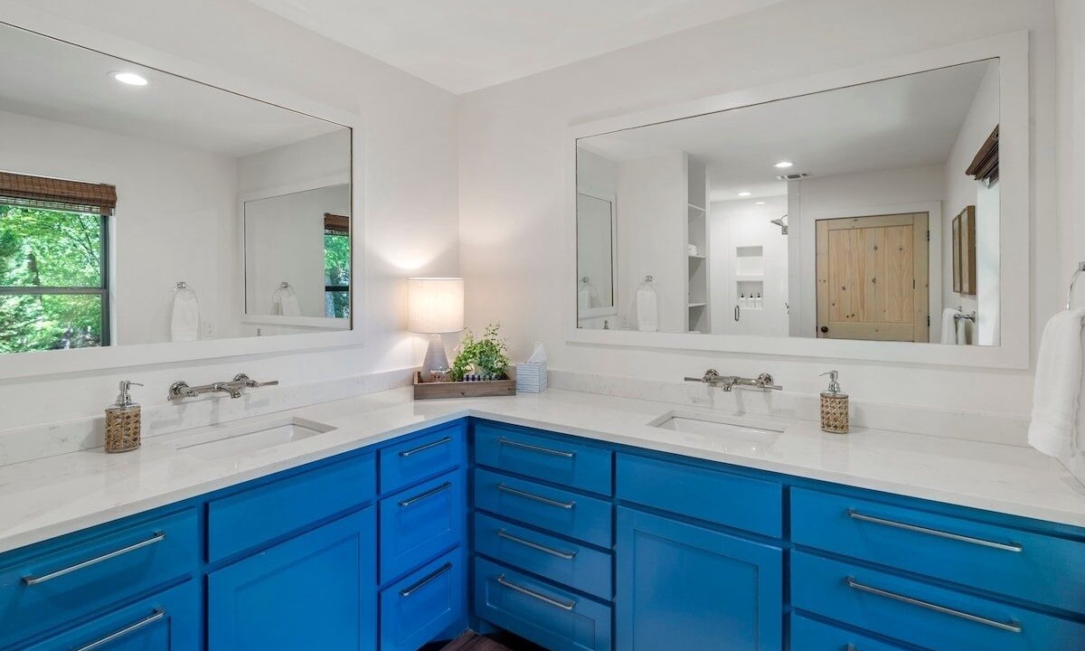 Photo of Bathroom in Dogwood