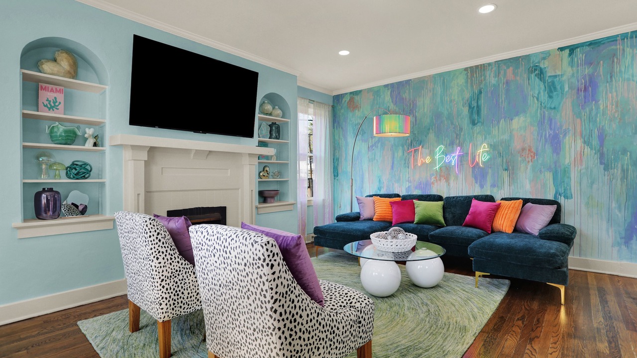 Photo of Livingroom in Cooper-Young Historic District