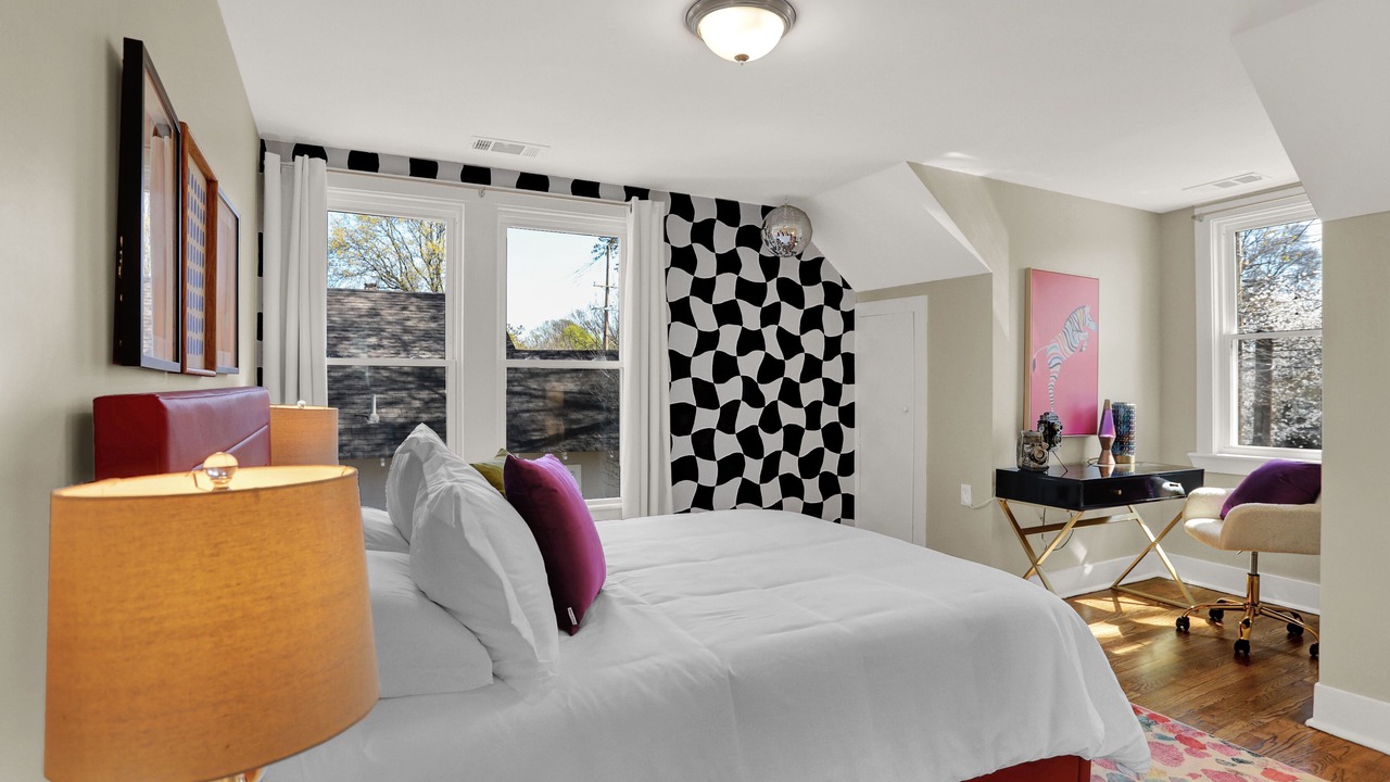 Photo of Bedroom in Cooper-Young Historic District