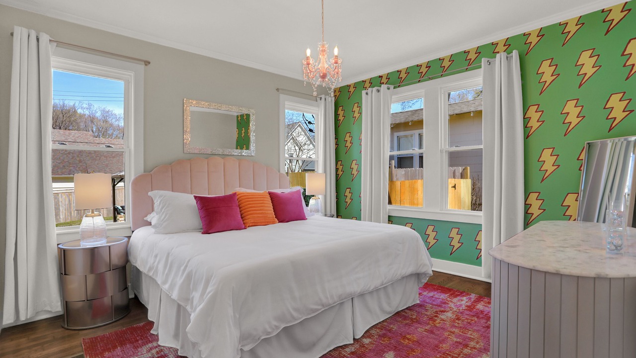 Photo of Bedroom in Cooper-Young Historic District