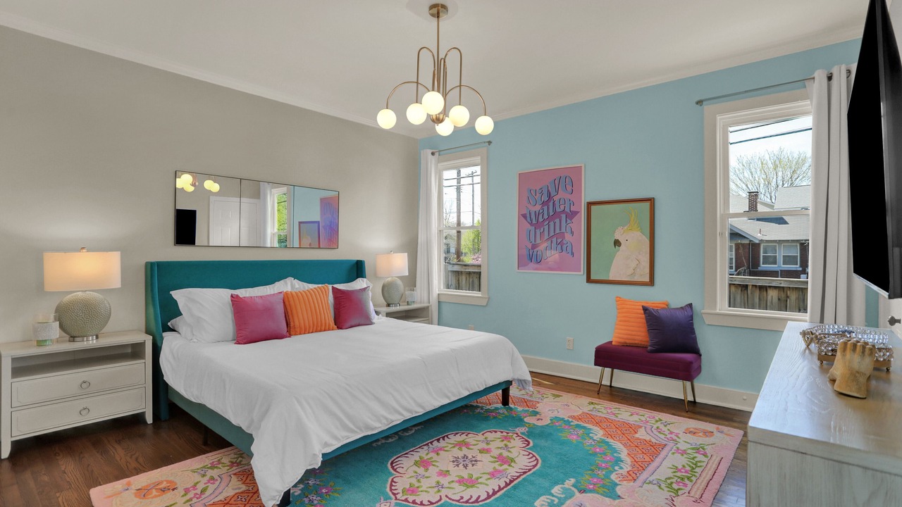 Photo of Bedroom in Cooper-Young Historic District