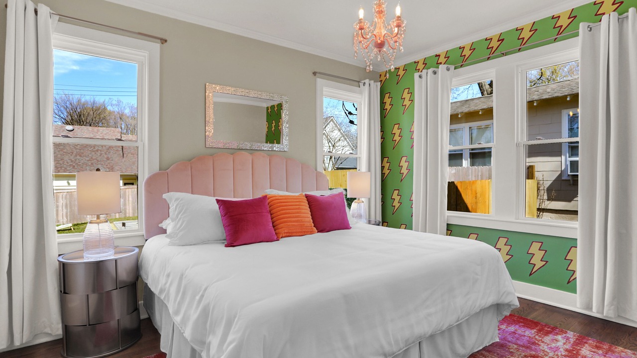 Photo of Bedroom in Cooper-Young Historic District