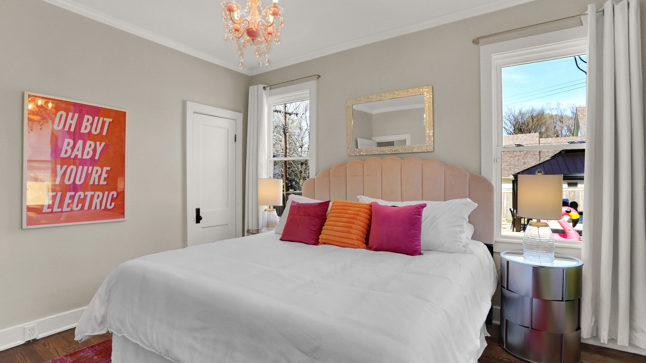 Photo of Bedroom in Cooper-Young Historic District