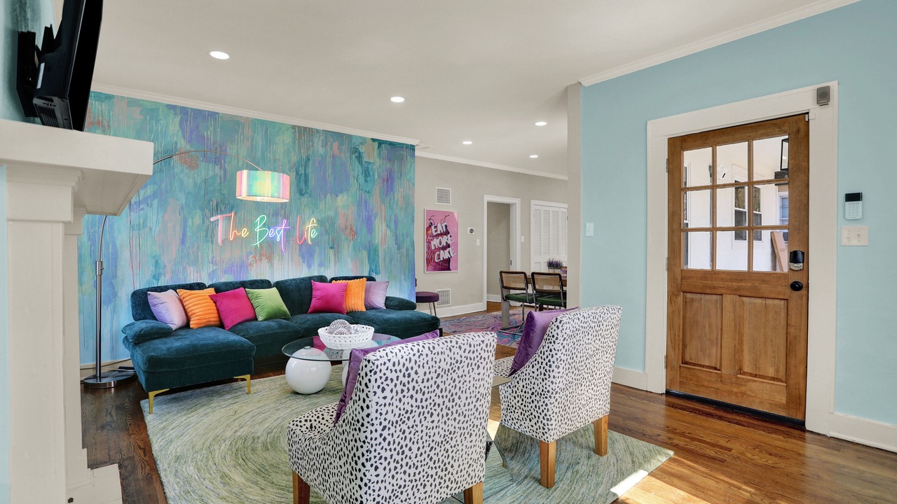 Photo of Livingroom in Cooper-Young Historic District