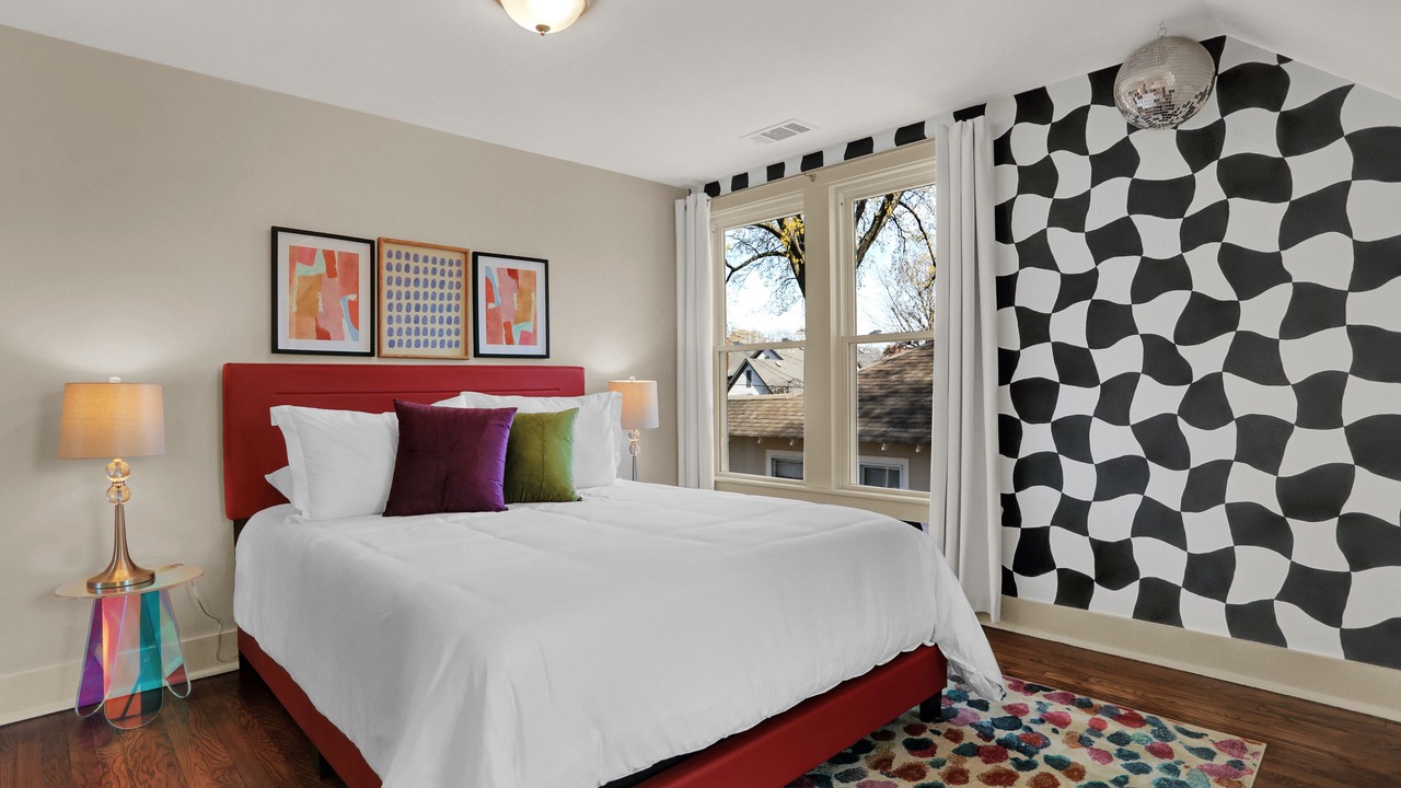 Photo of Bedroom in Cooper-Young Historic District