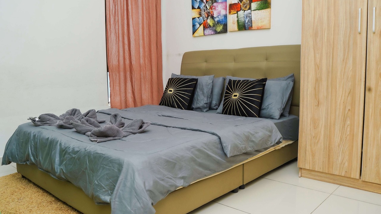 Photo of Bedroom in Kempas