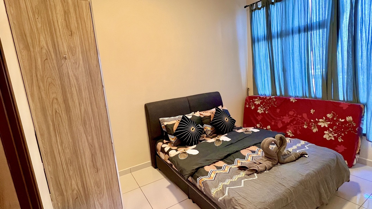 Photo of Bedroom in Kempas