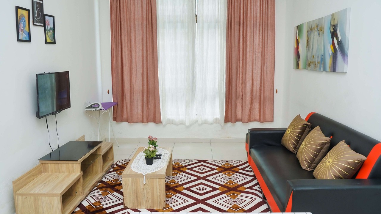 Photo of Livingroom in Kempas