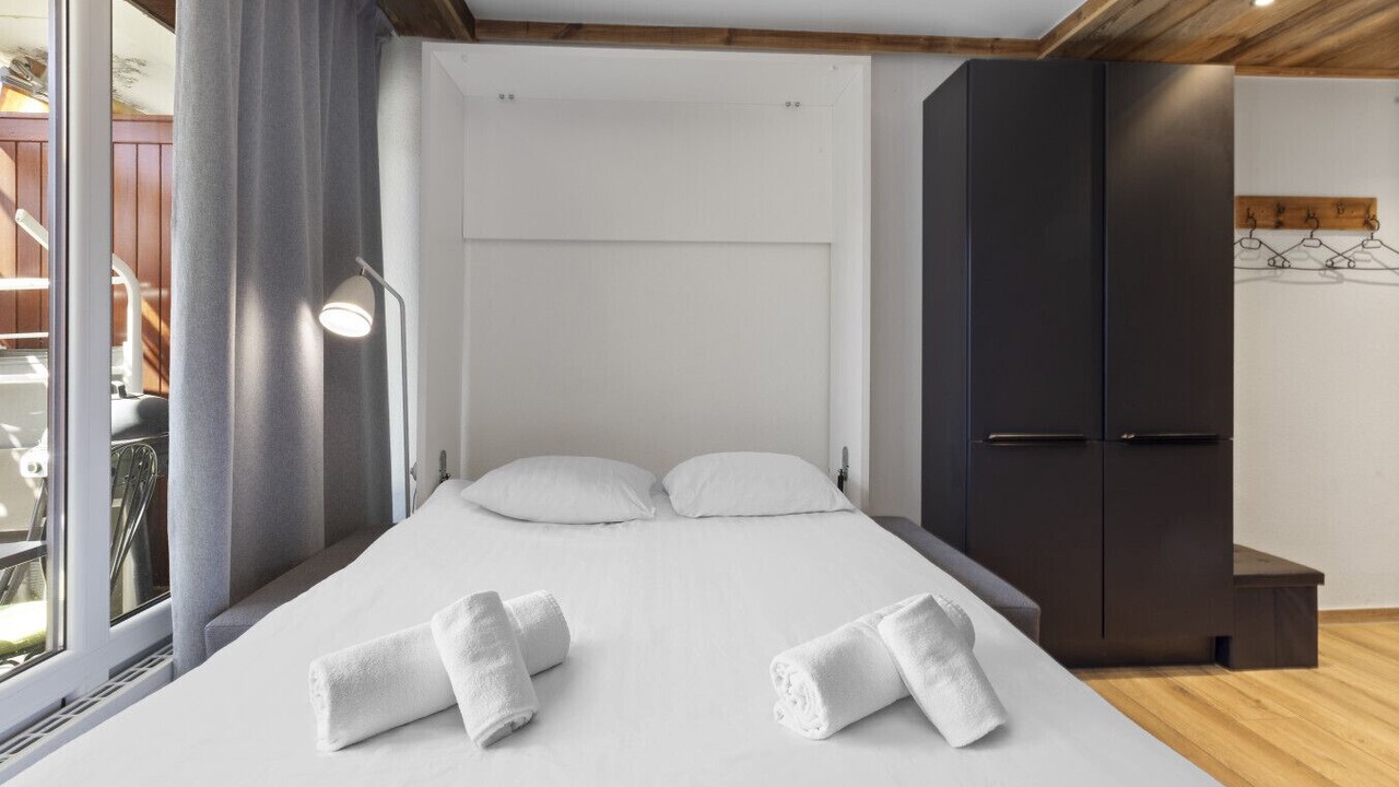 Photo of Bedroom in Noes