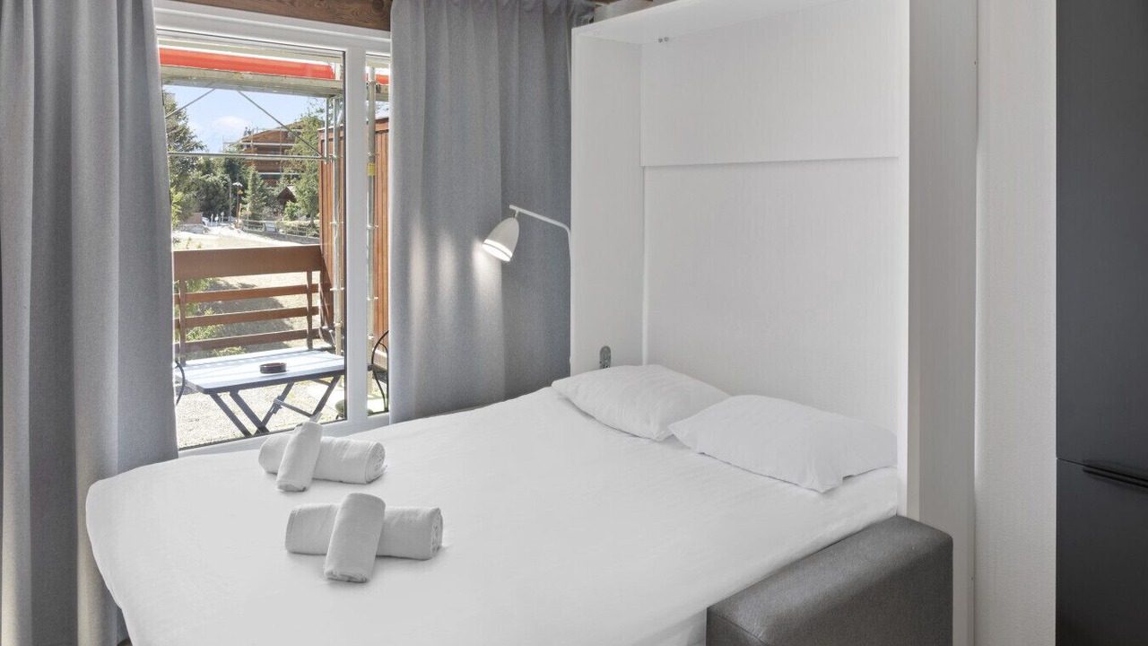 Photo of Bedroom in Noes