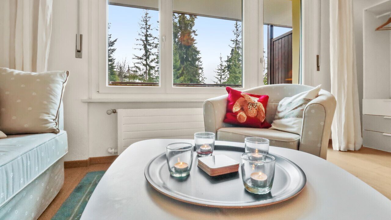 Photo of Livingroom in Lens