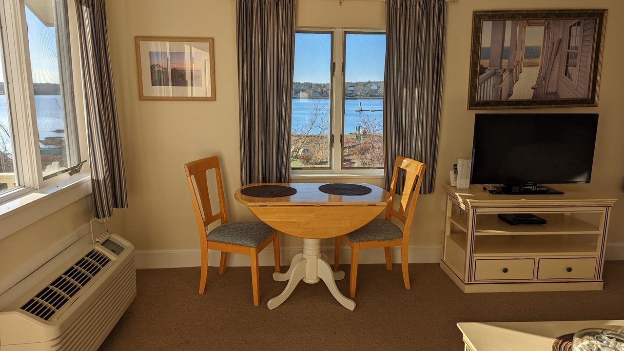 Photo of Bedroom in Edgecomb