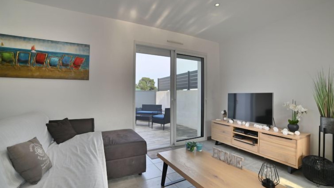 Photo of Livingroom in Le Grand-Village-Plage