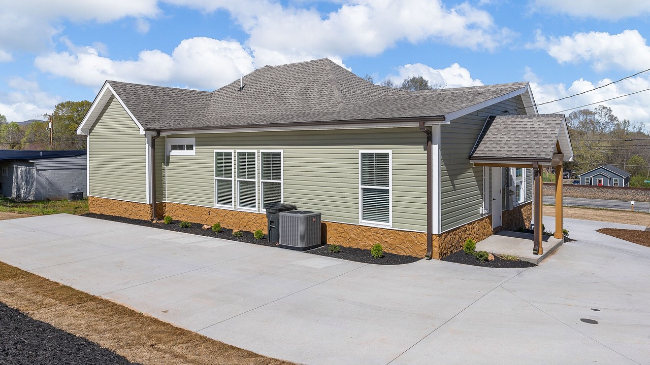 Photo of Outdoor in Landrum