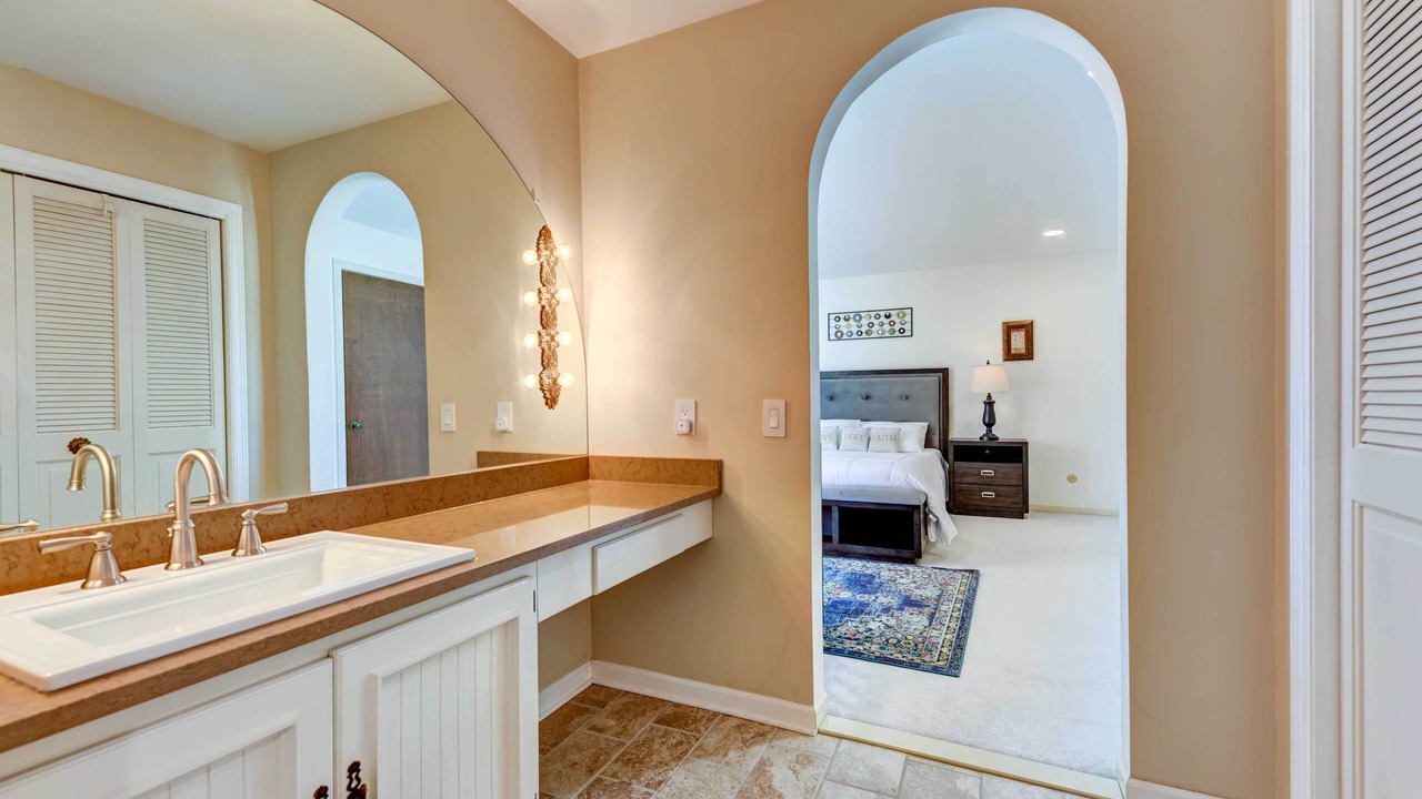 Photo of Bathroom in Williamsville