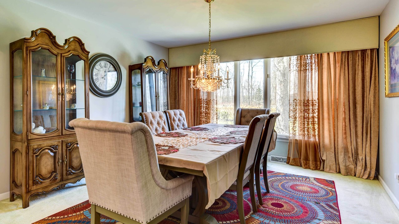 Photo of Bedroom in Williamsville