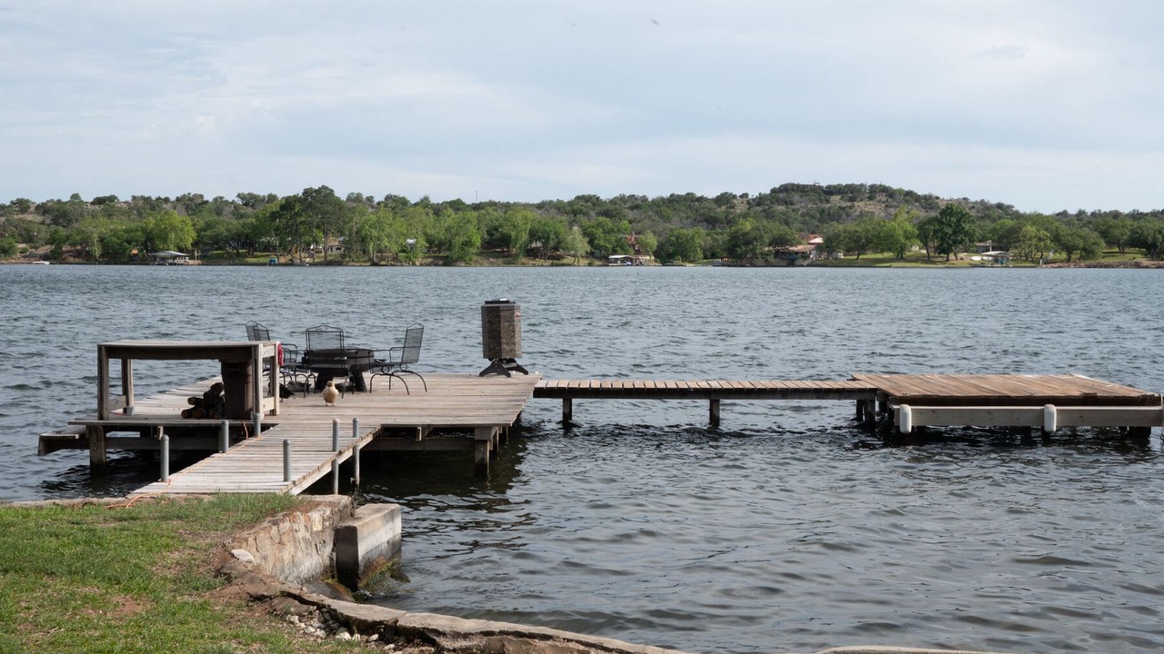Photo of Others in Burnet