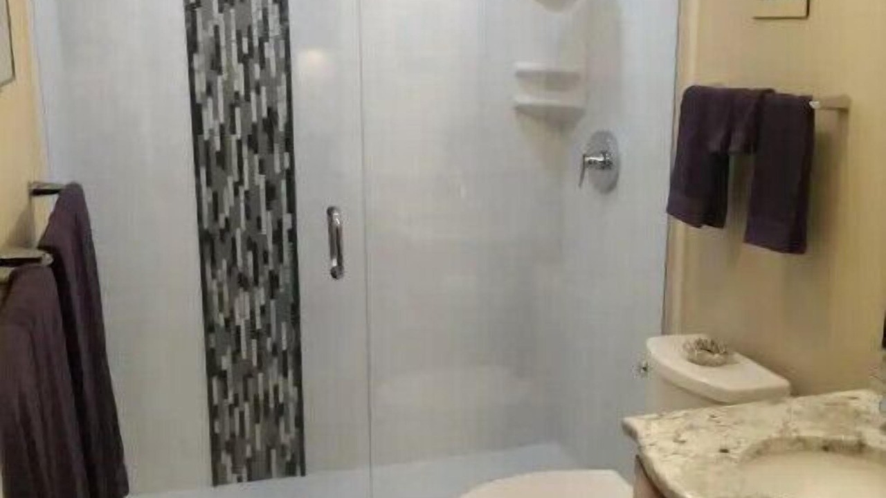 Photo of Bathroom in South Hills