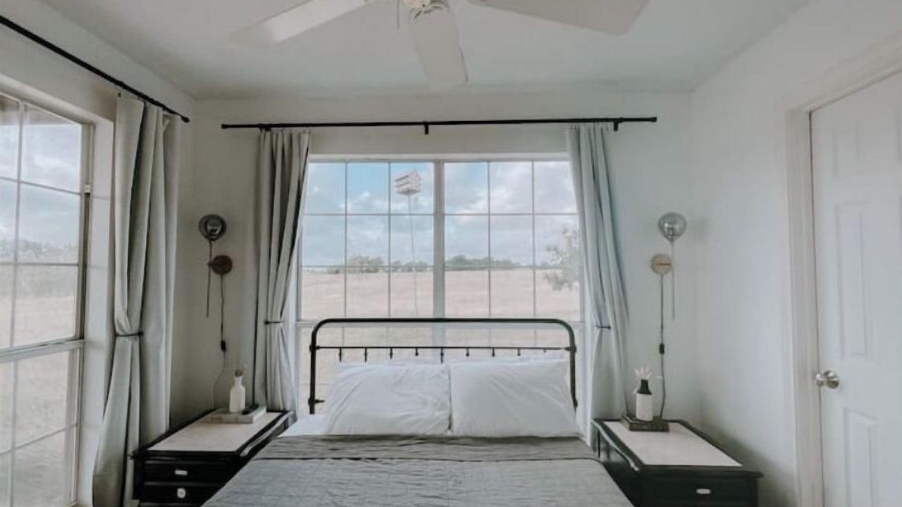Photo of Bedroom in Mart